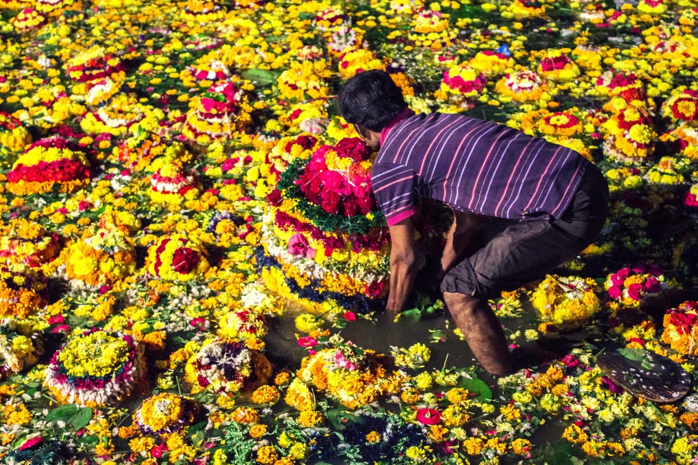 Bathukamma 2026 9 days names + dates Telangana flower festival | బతుకమ్మ 2026 తెలంగాణ పూల పండుగ