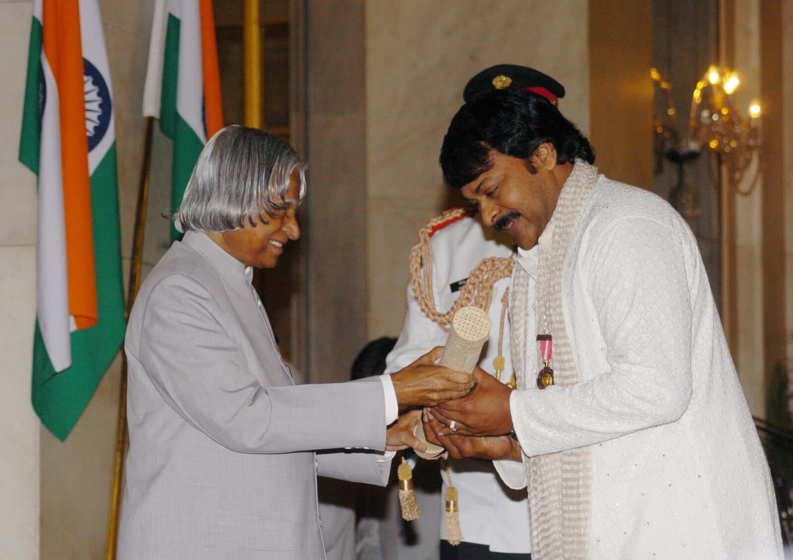 చిరంజీవి — తెలుగు సినిమా మెగాస్టార్, పద్మ భూషణ్ గ్రహీత