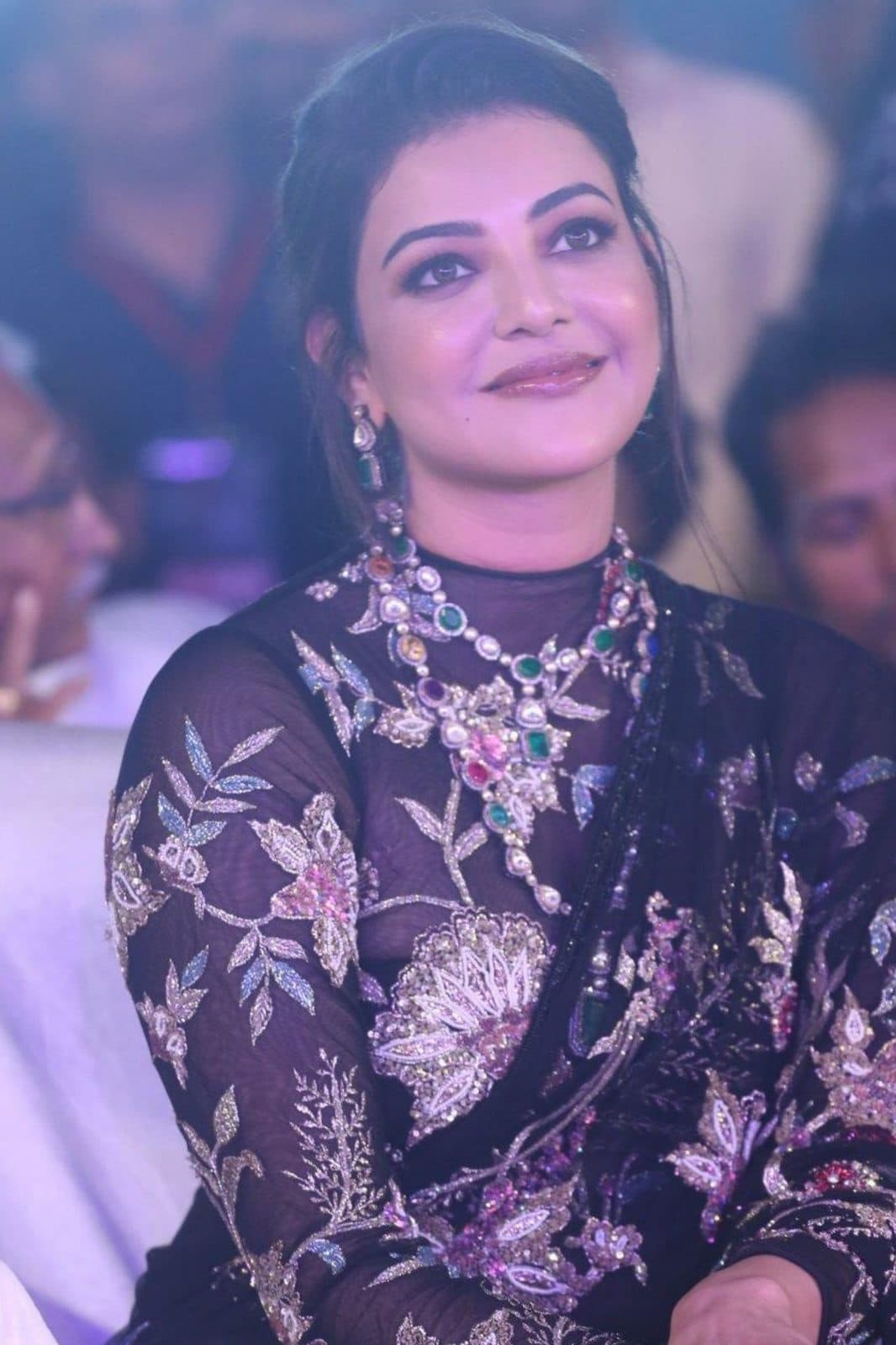 కాజల్ అగర్వాల్ — తెలుగు + తమిళ్ టాప్ హీరోయిన్, మగధీర