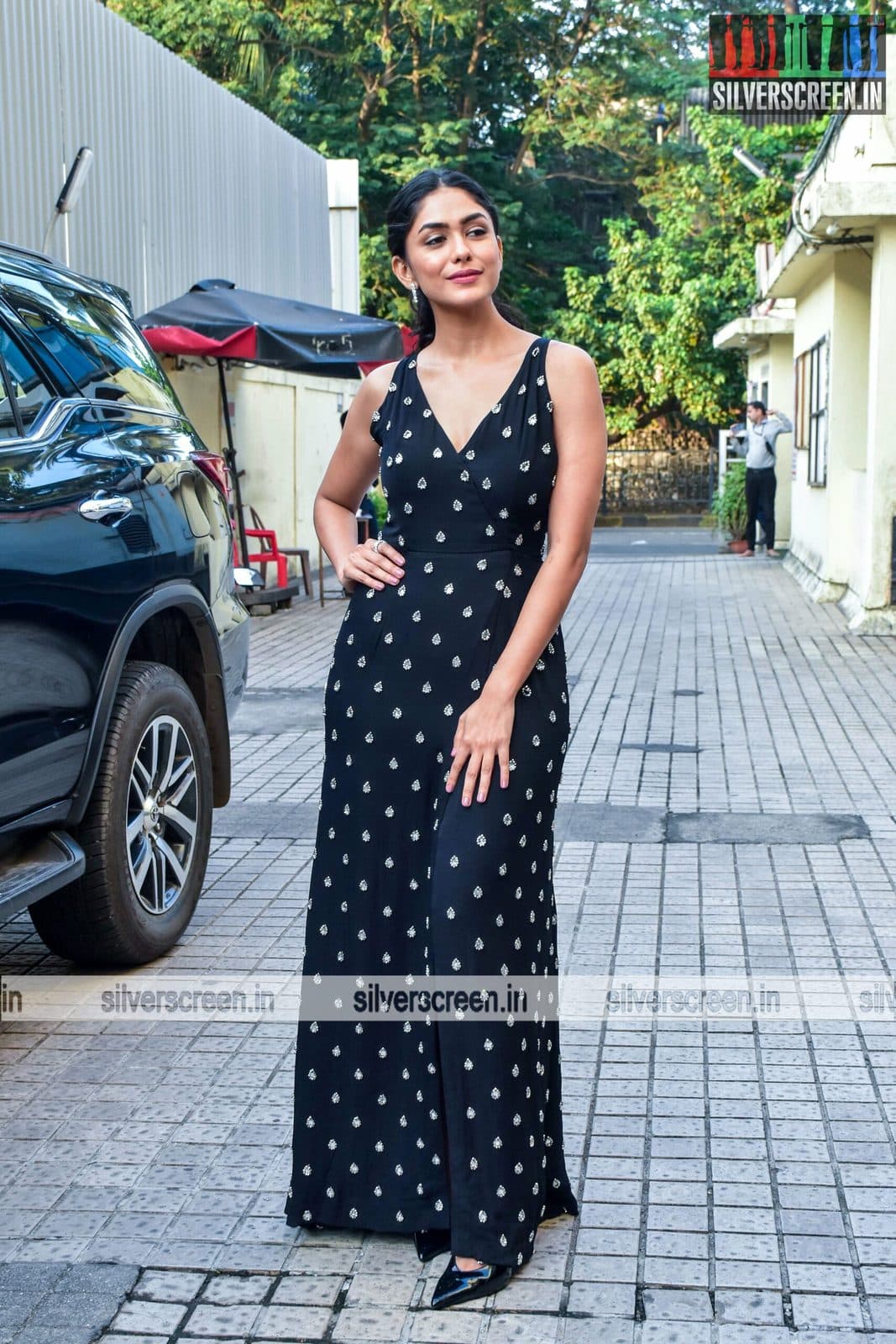 మృణాల్ ఠాకూర్ — తెలుగు సినిమా సీత రామం హీరోయిన్