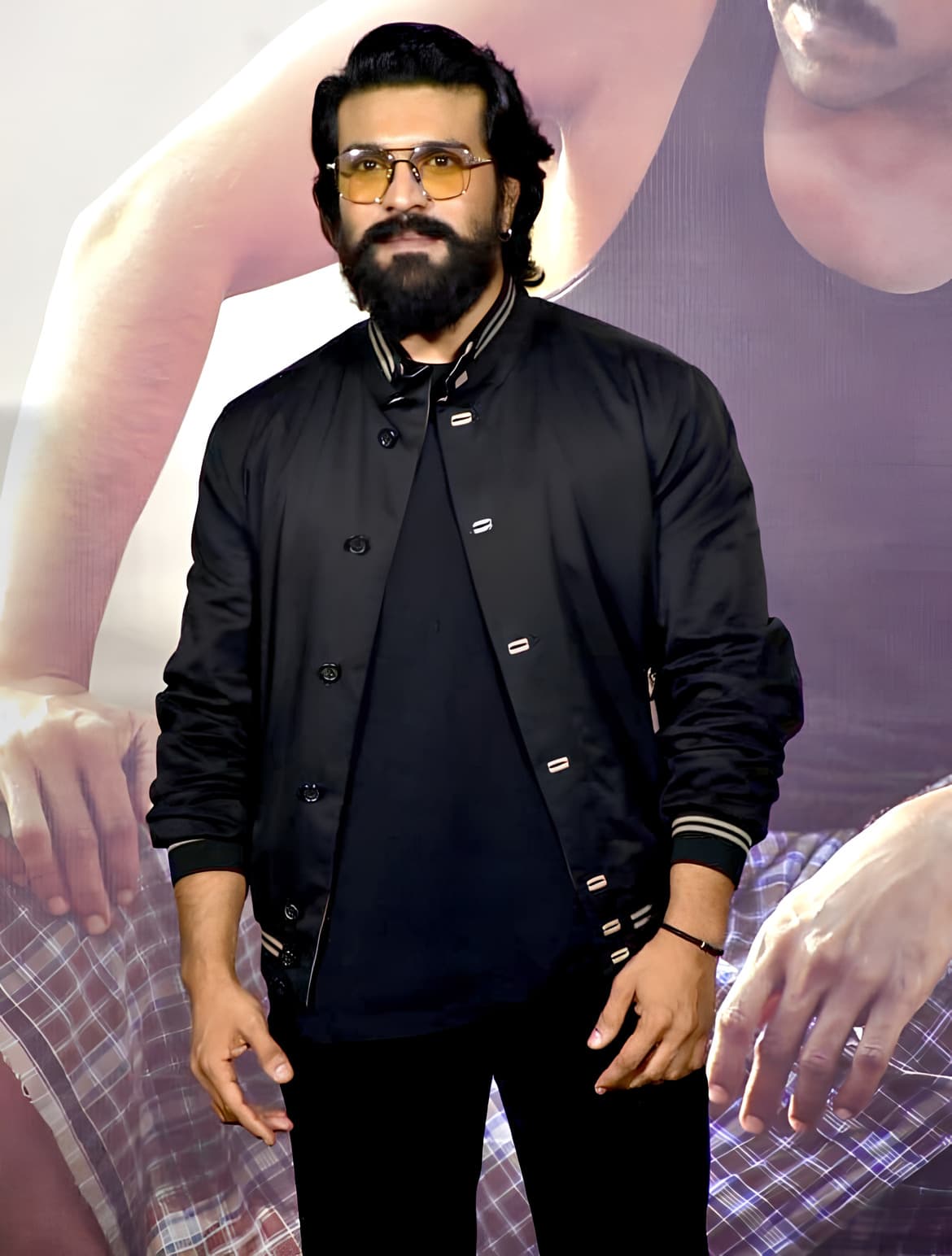 రామ్ చరణ్ 'పెద్ది' సినిమాకి టికెట్ ధరల పెంపు — తెలంగాణ + ఏపీ ప్రీమియర్ షోల అనుమతి, జూన్ 4 వరల్డ్వైడ్ రిలీజ్